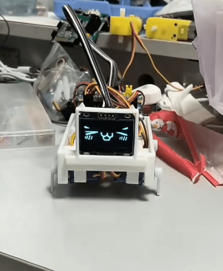 基于STM32的智能桌宠